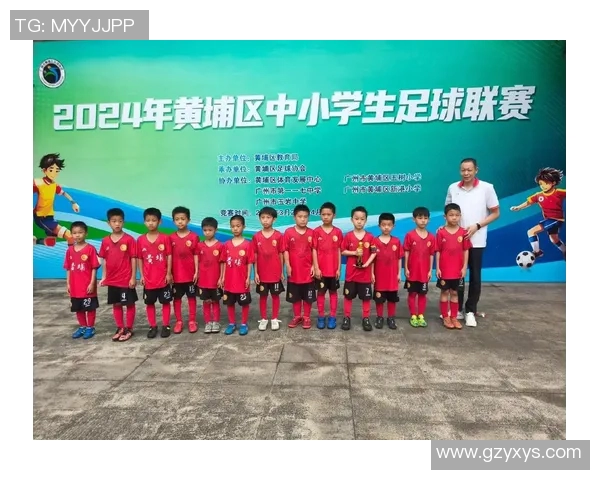 探索u8足球的魅力与发展潜力助力青少年运动员成长之路